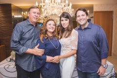 José, Jaqueline, Flávia e Daniel Simões