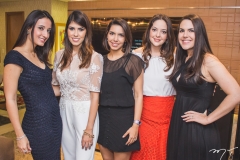 Thalita Carneiro, Flávia Simões, Carla Laprovitera, Lara Laprovitera e Larissa Laprovitera