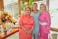 Consuelo e Gisela Dias Branco e Graça da Escóssia