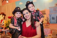 Maria, Priscila e Humberto Fontenele