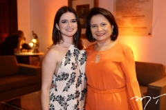 Bárbara e Regina Portela