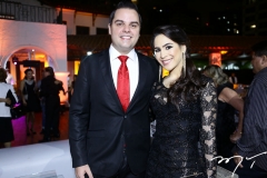 Edson Portela e Tábata Pessoa