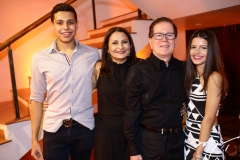 John, Aldira, João e Júlia Borges