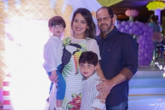 Theo, Livia, Enisio e Enisio Neto Gurgel