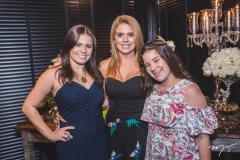 Letícia, Letícia e Laís Studart