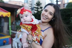Giovana e Naina Castelo Branco
