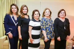 Carla, Patrícia e Marly Nogueira, Lourdes Irene e Solange Pinheiro