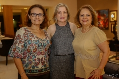 Luiza Magalhães, Nadja Moreira e Adélia Magalhães