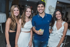 Júlia Benevides, Júlia Matos, Thiago Assunção e Giulia Frota