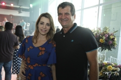 Renata Capistrano e Gustavo Domingos