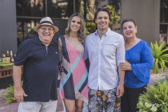 Novo Mota, Aline Ferreira Gomes, Diogo Ferreira Gomes e Jaqueline Mota