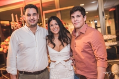 José Milton Neto, Lara Travessoni e Pedro Rios