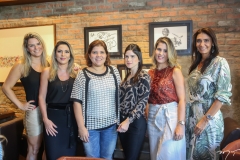 Lana Pinheiro, Déborah Nibon, Gisela Vieira, Marilia Vasconcelos, Bia Pontes e Rebeca Albuquerque