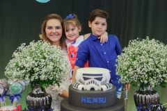 Denise, Athina e Henri Bastos