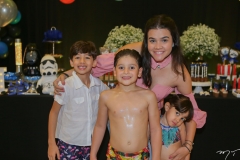 Rafael Leal, Henri Bastos, Priscila e Sarah Leal