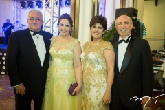 Alcimor e Fabíola Rocha, com Sâmia e Amarílio Cavalcante