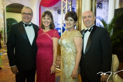 Perez e Daniela Silveira, com Sâmia e Amarílio Cavalcante