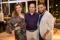 Aline e Igor Barroso e Roberto Alves