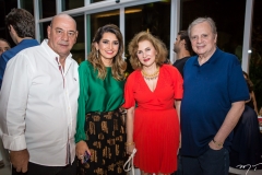 Fernando e Márcia Travessoni, Renata e Tasso Jereissati