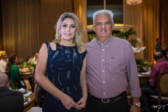 Jaqueline e Tales de Sá Cavalcante