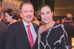 Pedro e Cristine Ary