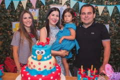Lara Linhares, Lia Linhares, Natércia Tavora e Gentil Linhares