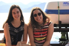 Larissa Delfino comemora aniversário de 15 anos