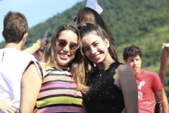 Larissa Delfino comemora aniversário de 15 anos