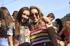 Larissa Delfino comemora aniversário de 15 anos