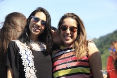 Larissa Delfino comemora aniversário de 15 anos