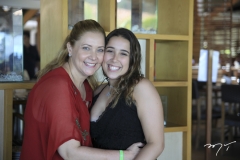 Larissa Delfino comemora aniversário de 15 anos