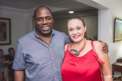 Tshombe Miles e Denise Costa