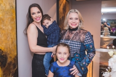 Lorena Gondim, João Gondim, Maria Eduarda Gondim e Márcia Ferreira Gomes