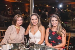 Mônica Almeida, Talyzie Mihaliuc e Ana Carine