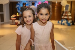 Lara Benevides e Maria Júlia Sales