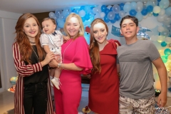 Larissa, Pedro, Sandra, Mariah e Pedro Fujita