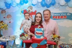 Pedro e Mariah Fujita e Ney Ferraz