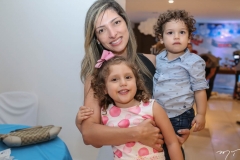 Sarah e Natália Magalhães e Nilo Neto
