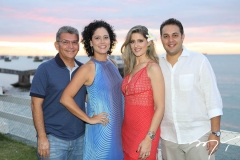 Décio e Sílvia Barreto, com Rebeca Leal e Bruno Bastos
