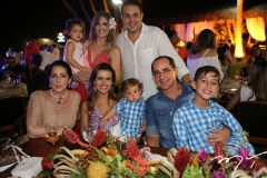 Marcia Andrea, Camila, Daniel, Paulo e Mateus Vieira, Athina, Rebeca Leal e Bruno Bastos