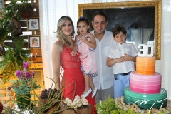 Rebeca Leal, Athina, Henri e Bruno Bastos
