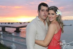 Tiago e Rebeca Leal