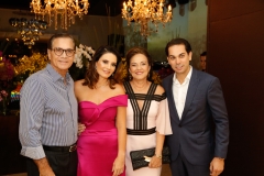 Beto, Renata e Ana Studart e Cláudio Vale