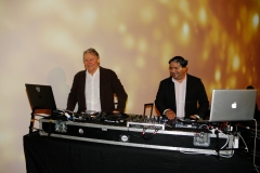 DJs