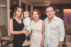 Lara, Luquinhas, Maria de Jesus e Lucas Frota