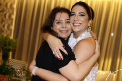 Cláudia Gradvohl e Elisa Oliveira