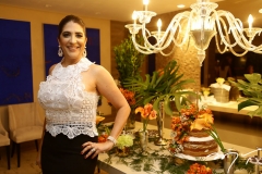 Elisa Oliveira