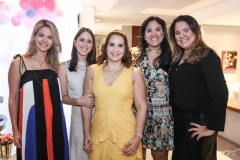 Carol Gurgel, Márcia Fiúza, Ticiana Lobo, Fernanda Cunha e Camila Rizzato