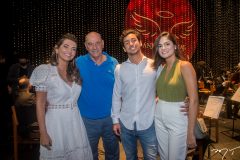 Márcia, Fernando, Fernando Travessoni e Eduarda Aragão