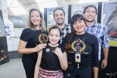 Magda Matos, Lara Matos, João Guilherme Studart, Nicolas Tavares e Ângela Escudeiro